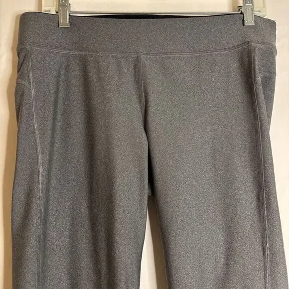 Under Armour HeatGear Ankle Crop Sports Running Leggings Metallic Gray Size XL - Picture 2 of 9